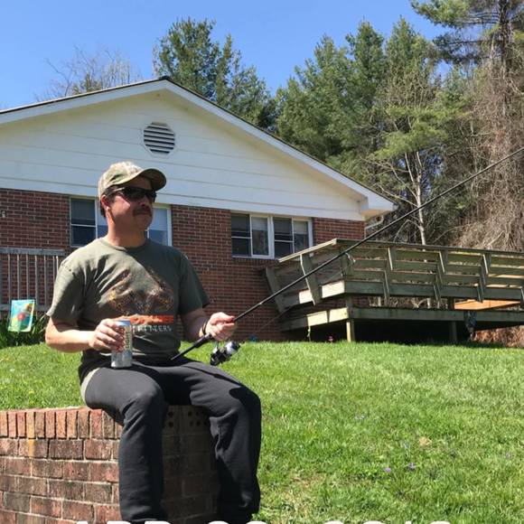 Meet your Posher, Linda - Picture 1 of 1